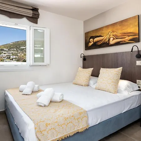 Apartment With Sea View *
