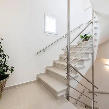 With Sea View Apartment